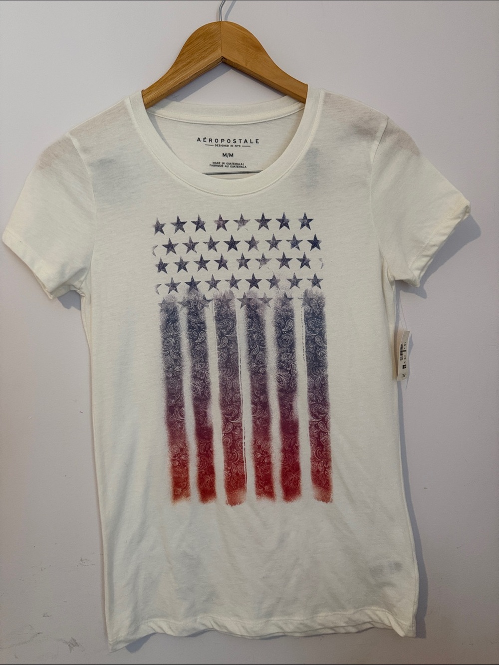 Aéropostale White Flag Graphic Tee - Red & Blue Stripe Design